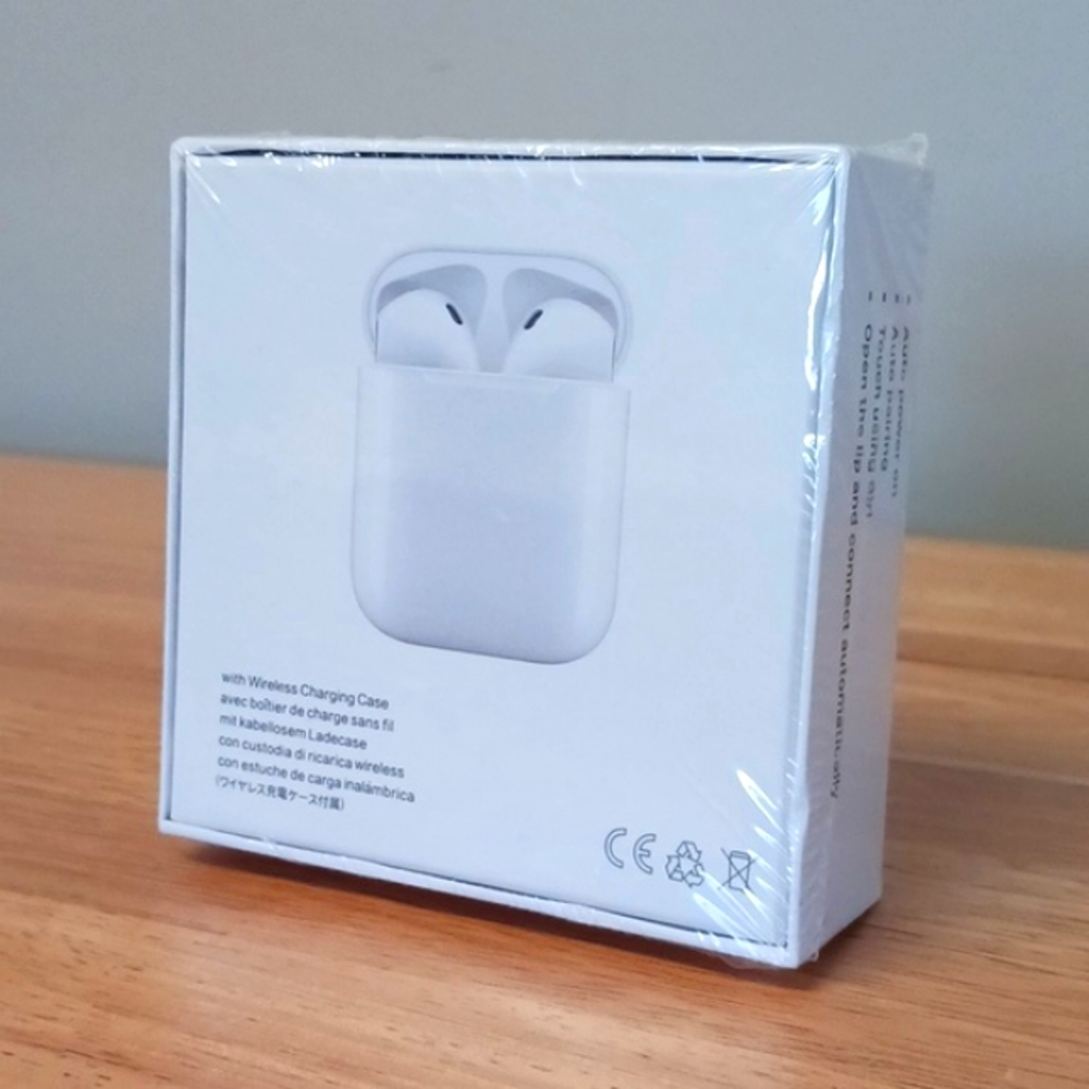 New Airbeatz Wireless White Earphones - Picture 2 of 5